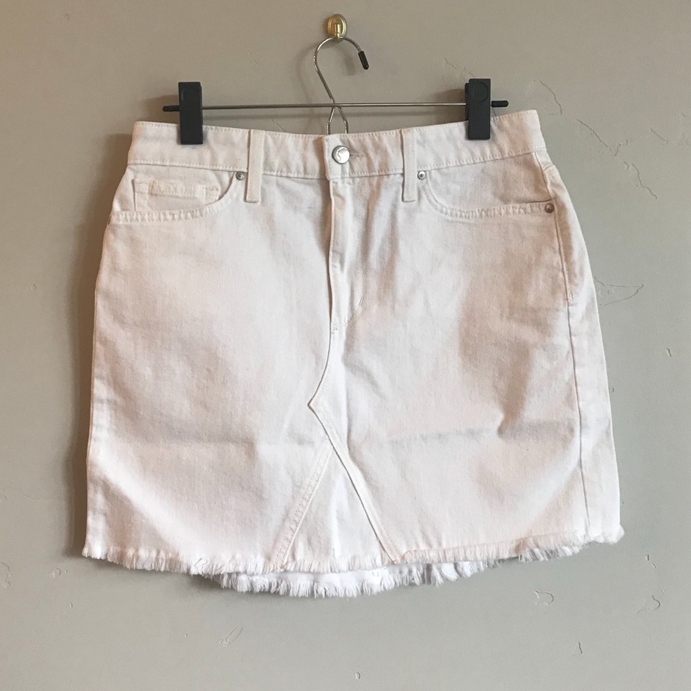 JOE'S JEANS Frayed Hem A-Line White Denim Skirt